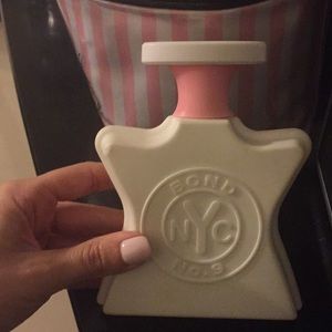 Chelsea flowers liquid body silk 6.8oz